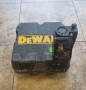 лазерен нивелир DeWALT DW088CG, снимка 1