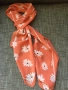 Копринен шал с флорален десен, снимка 1