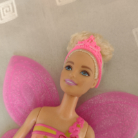  Кукла barbie с крила, снимка 5 - Кукли - 36200821