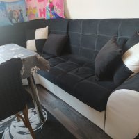 Ъглов диван +6 възглавнички+ стъклена маса, снимка 5 - Дивани и мека мебел - 34799045