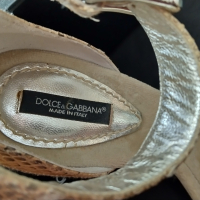 Dolce & Gabbana оригинални дамски сандали, снимка 11 - Дамски обувки на ток - 44695071