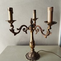 Барокова настолна лампа тип свещник, снимка 1 - Настолни лампи - 41773339
