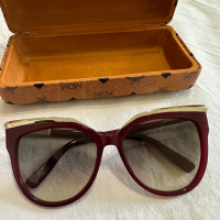Дамски слънчеви очила MCM, снимка 1 - Слънчеви и диоптрични очила - 44841035