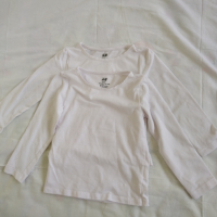 Налична една- тениски/блузки 98/104, снимка 1 - Стоки за близнаци - 34619986