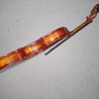 Цигулка 3/4 модел СТРАДИВАРИУС продавам, снимка 3 - Струнни инструменти - 42312822