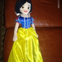 Плюшени кукли-Принцесите,Алиса,Елза,Анна,Аврора.Покахонтас.., снимка 4 - Кукли - 9704365