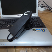 Лаптоп i3  Samsung RV520 , снимка 10 - Лаптопи за дома - 44648029