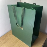 Автентична бутикова Harrods подаръчна торба 42 x 32 cm, снимка 3 - Други - 42059287