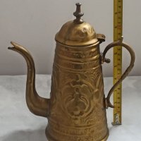 Стар голям бронзов чайник, снимка 1 - Други ценни предмети - 39411277