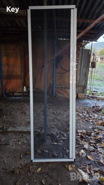 Бял Комарник тип Щора, снимка 1