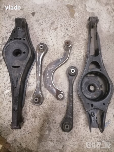 Носачи за заден мост на пасат 6, снимка 1