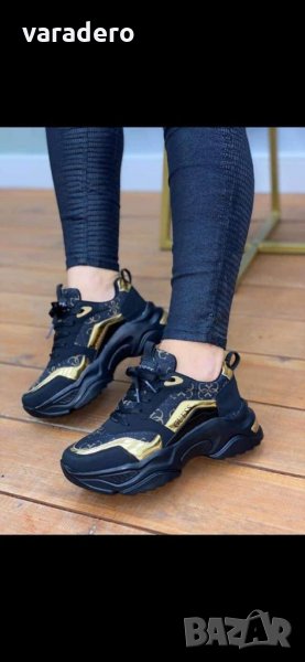 GUESS, снимка 1