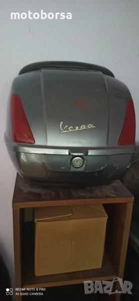 Продавам оригинален куфар за Piaggio Vespa GTS, снимка 1
