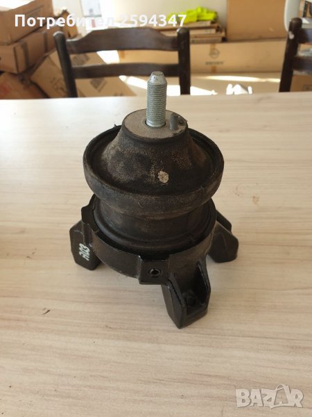 HYUNDAI SANTA FE 2.2CRDI от 2006г ТАМПОН ДВИГАТЕЛ ЗАДЕН HMC, снимка 1