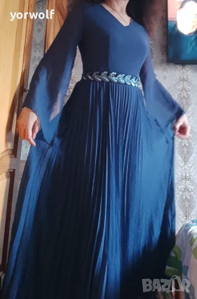 Три официални рокли , снимка 1