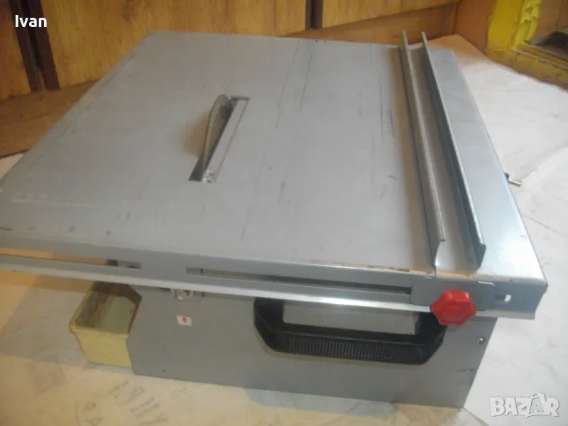 600W НЕМСКА 1997г. ЕЛЕКТРИЧЕСКА МАШИНА ЗА МОКРО И СУХО РЯЗАНЕ НА ПЛОЧКИ ПЛОЧИ КАМЪНИ с вана вода TIP, снимка 1