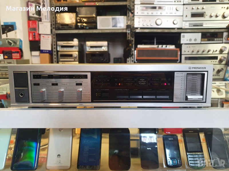 Усилвател Pioneer SA-570 В отлично техническо и визуално състояние. Две по 60 на 8 ома, снимка 1