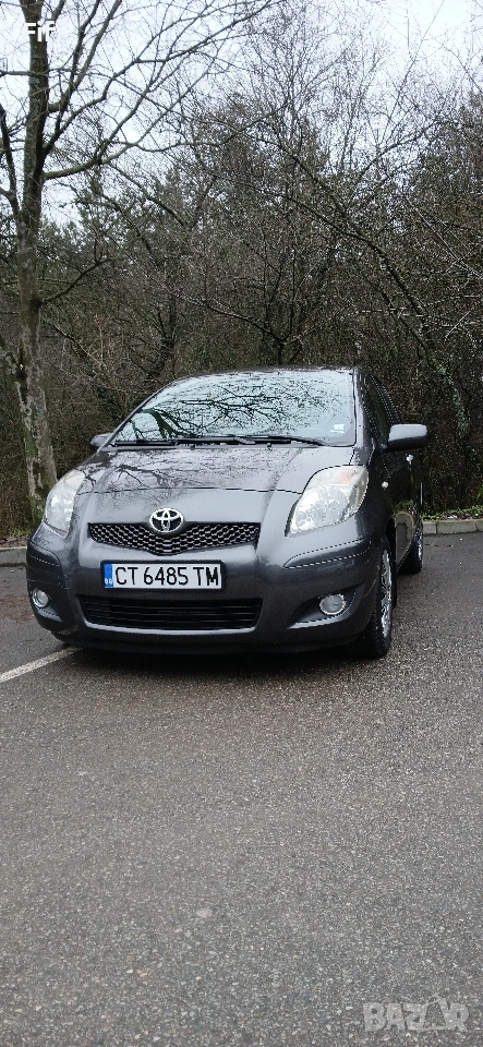 Toyota Yaris 1.0/facelift, снимка 1