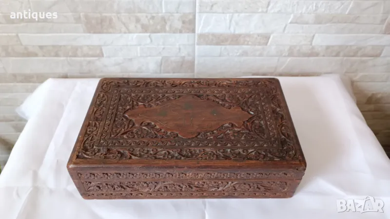 Стара дървена кутия за бижута - дърворезба , снимка 1
