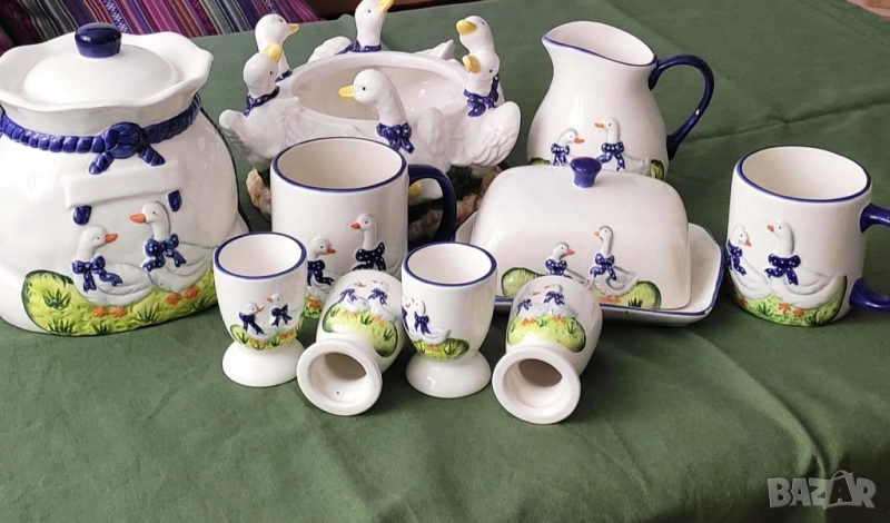 Порцеланов комплект от 11 части с декор "Патки", снимка 1