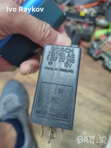 Реле антенa Mercedes W124 / W126 / W201 Bosch 8697212206, снимка 3 - Части - 56002098
