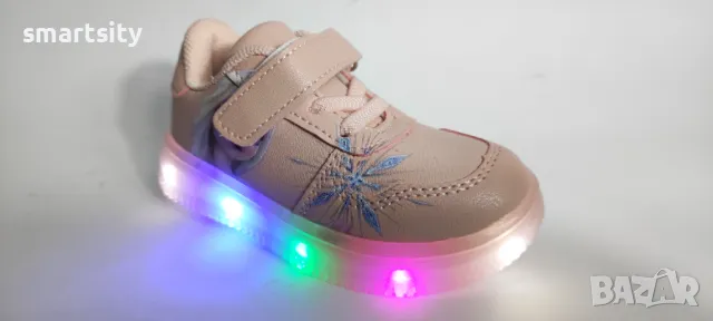 Детски светещи кецове Елза и Ана., снимка 4 - Детски маратонки - 47374958