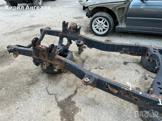 Шаси за Toyota Land Cruiser 100, снимка 9 - Части - 50688746