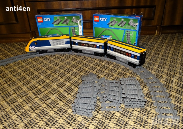LEGO City пътнически влак 60197 + релси – комплект, снимка 7 - Конструктори - 52870048