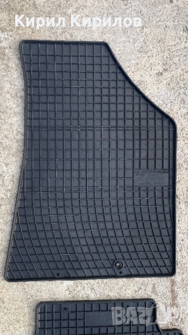 Гумени стелки за Кия Соренто ХМ 2 генерация / Kia Sorento XM II генерация , 2010-2012, снимка 4 - Аксесоари и консумативи - 53208048