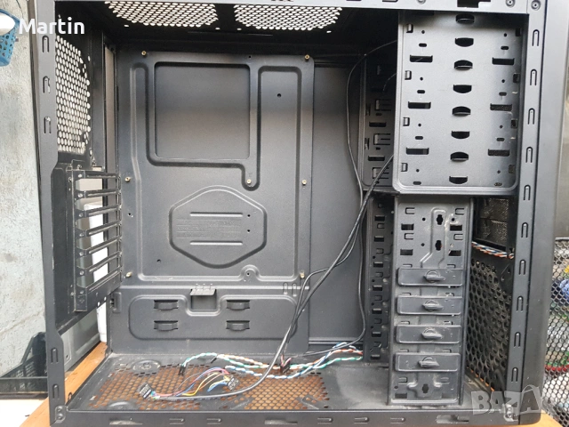 Кутия Cooler Master Elite 430 Black, снимка 5 - Захранвания и кутии - 53476609