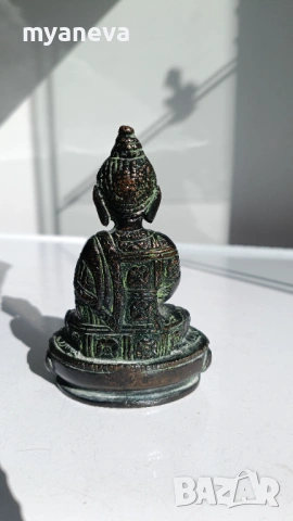 Бронзова , vintage статуетка на медитиращ Буда , предназначена за носене на мир и хармония . , снимка 8 - Статуетки - 53824250