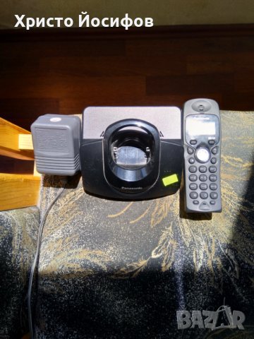 Продавам безжичен стационарен телефонен апарат Panasonic , снимка 1 - Стационарни телефони и факсове - 41489297