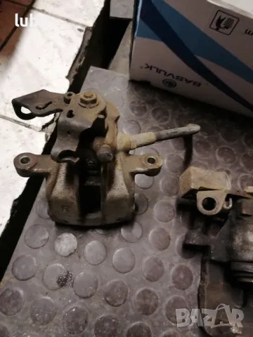 Спирачни апарати голф3GT, снимка 3 - Части - 49775878