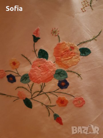 Старинни много голями покривки с апликации и ръчна бродерия-50-60те