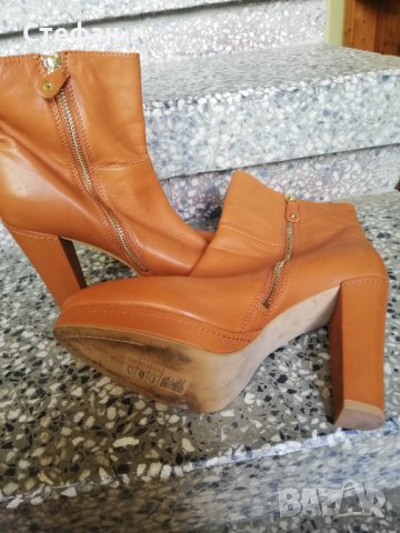 Дамски кожени боти