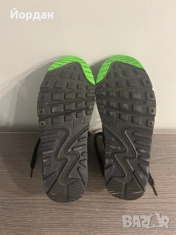 Маратонки Nike Air Max 90, снимка 5 - Маратонки - 52900074