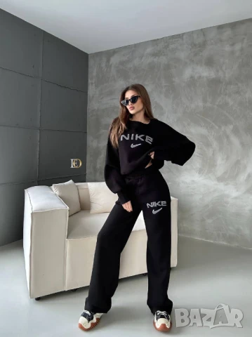 дамски екипи nike, снимка 4 - Спортни екипи - 50742699
