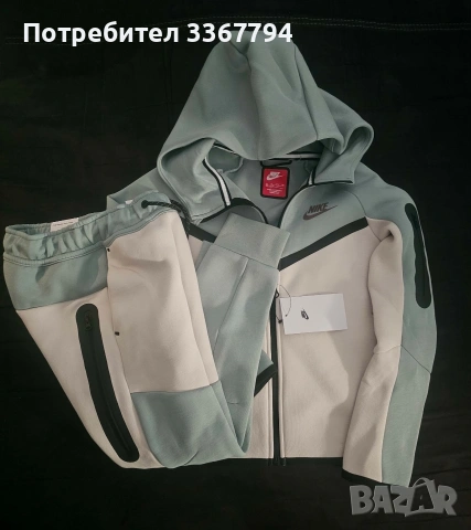 оригинален детски комплект Nike Tech Fleece , снимка 3 - Детски комплекти - 53518024