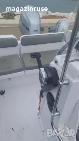 Моторна лодка - Mauros 4.98 '22, снимка 16 - Спортна екипировка - 50107220