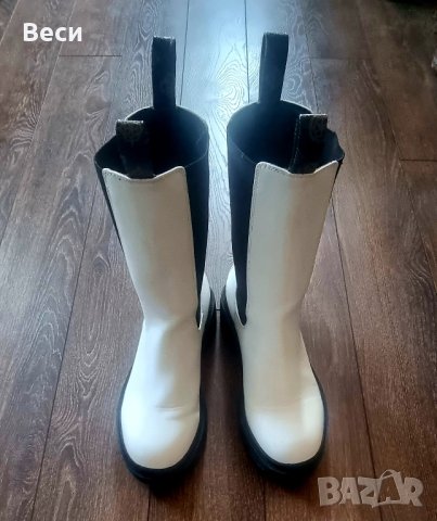 Дамски боти Guess, снимка 3 - Дамски боти - 42562995