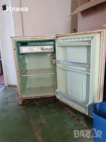 Продавам хладилник, снимка 5 - Хладилници - 52068122
