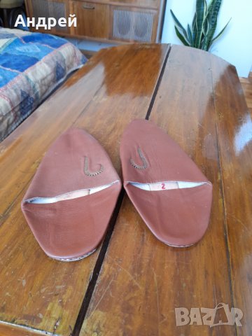 Стари дамски кожени пантофи,чехли #3