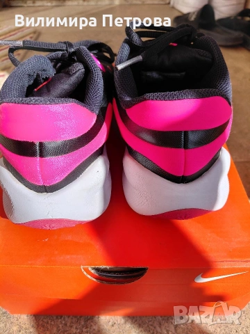 Детски маратонки Nike, снимка 4 - Детски маратонки - 53837604