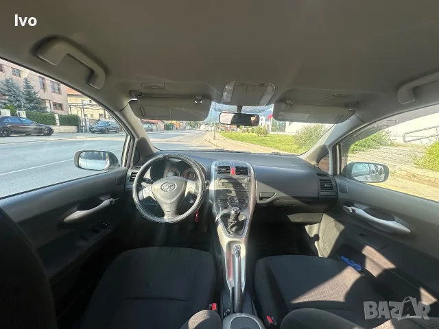 Продава се Toyota Auris 1.6 VVT-i, снимка 5 - Автомобили и джипове - 55966102