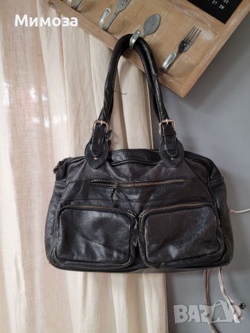 BON' A PARTE естествена кожа, черна чанта  с много джобчета, снимка 9 - Чанти - 41042803