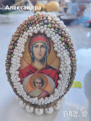 Ръчно ушити великденски яйца с икони, снимка 4 - Декорация за дома - 53130744