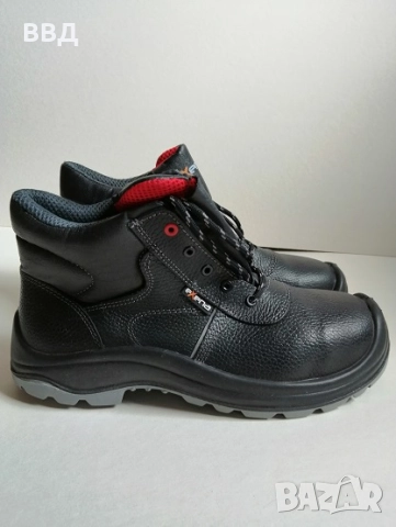 Работни обувки нови