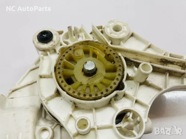 Ел мотор за предна дясна врата ОРИГИНАЛЕН за BMW БМВ 3та серия Е90 Е91 6927028 / 0130822227 2008, снимка 5 - Части - 47851546