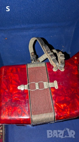 Акордеон Велтмайстер , снимка 4 - Акордеони - 53327344