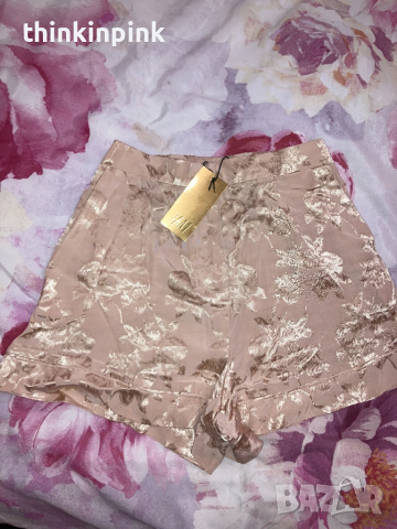 Къси Панталони в златисто розово с блодерия ХМ H&M , снимка 1
